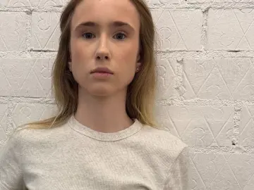 MiraSuny  live sex cam