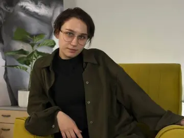 EarleneLamport  live sex cam