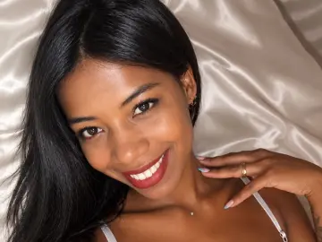 EllysaMoons  live sex cam