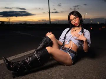 MaraContreras  live sex cam