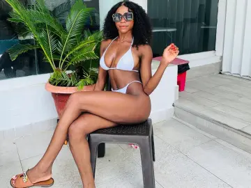 NaomiAshanty  live sex cam