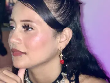 NahomiTeylor  live sex cam