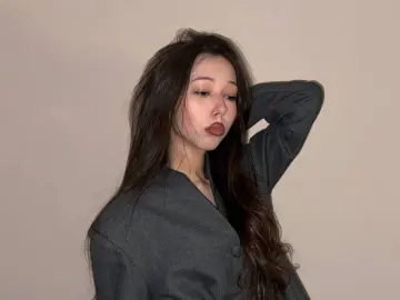 ConsuelaDelman  live sex cam