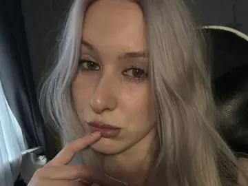 ElviStars  live sex cam