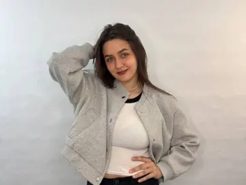 ElaraWhitmoren  live sex cam