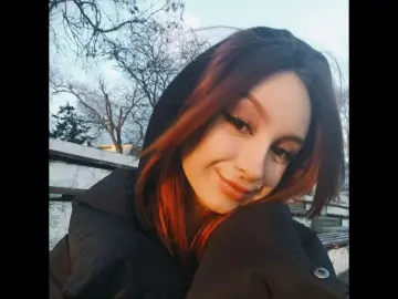 AgaticBella  live sex cam