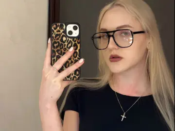 OleneErfert  live sex cam