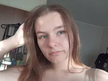 LucilleDeinert  live sex cam