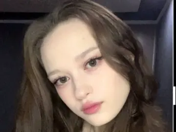 ShariCasbeer  live sex cam