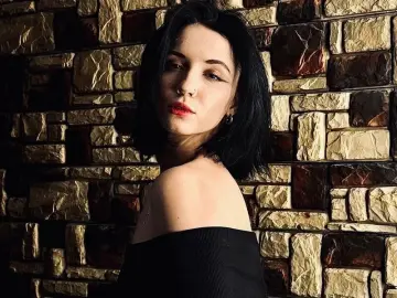 BereniceParrack  live sex cam