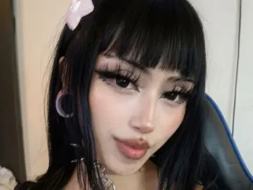 DemieCrowe  live sex cam