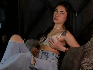 LiaPoison  live sex cam