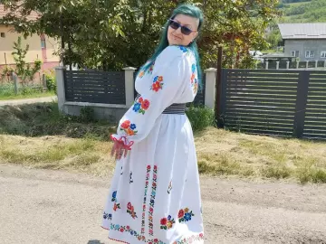 YolaDom  live sex cam