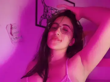 DaliaWeyn  live sex cam