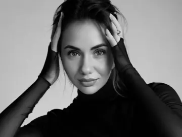 MaiaSin  live sex cam