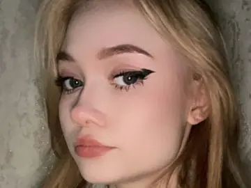 CecilyBurnard  live sex cam