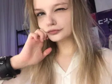 ShelyMilan  live sex cam