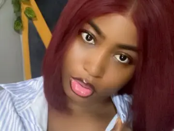 ZaraLure  live sex cam