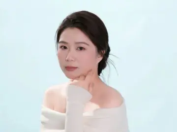 Adalinmiya  live sex cam