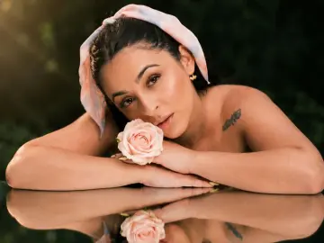 BrunaMills  live sex cam