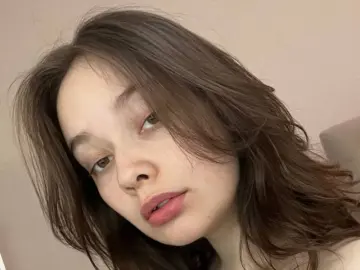 EmmaHigher  live sex cam