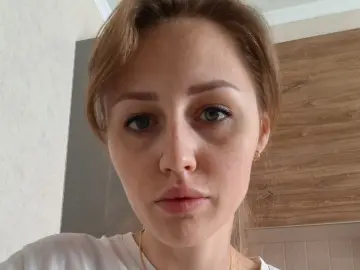 RinaMeol  live sex cam