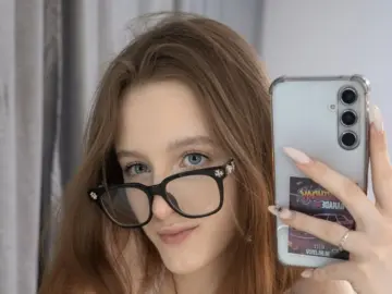 ShakiaGremillion  live sex cam
