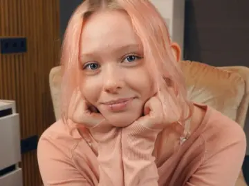 BarbraHaessly  live sex cam