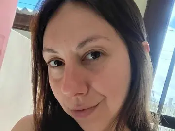 AliceDeluca  live sex cam