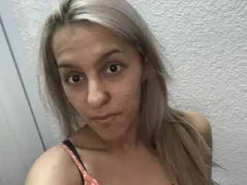 Lizzielizzie  live sex cam
