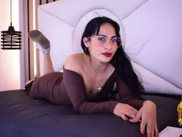 EstrellaSuan  live sex cam