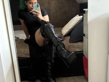 Bunnyares  live sex cam