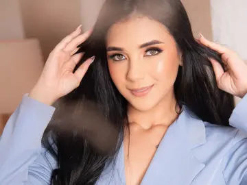 IvonnyCharm  live sex cam