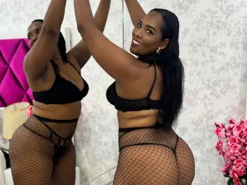 MeridaCaen  live sex cam