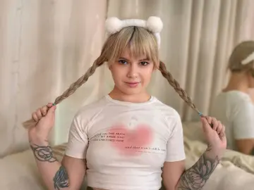 AmeliePearly  live sex cam