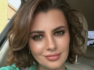 AnishaBee  live sex cam