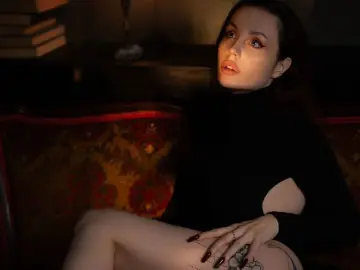 SelenaDergan  live sex cam