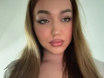 EmilyMiller  live sex cam