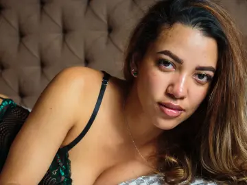 MiaRossi  live sex cam