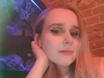 RobertoSmarr  live sex cam