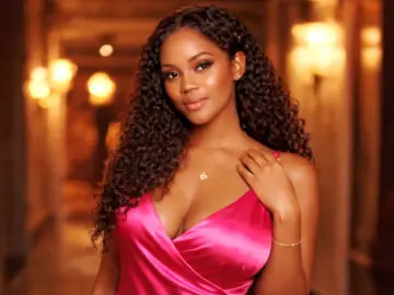 YaraJel  live sex cam