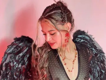 AntonelaStare  live sex cam