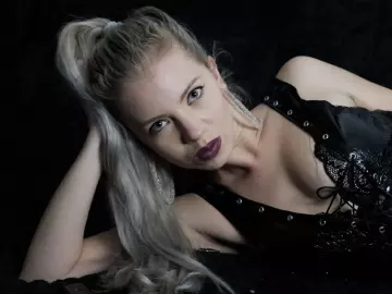 AntoniaBlondy  live sex cam