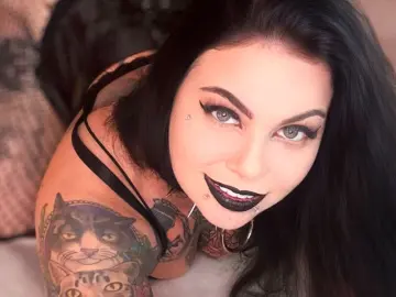 LilyWolfe  live sex cam