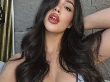 DuainaSnowe  live sex cam