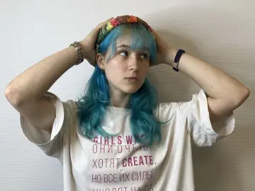 JoannaGraddy  live sex cam