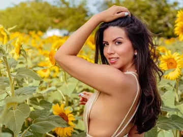 LolaCol  live sex cam