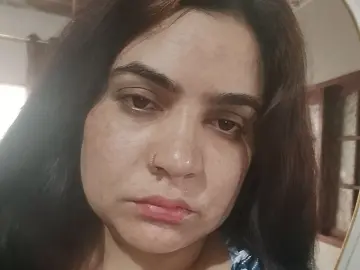 Sanamjii  live sex cam