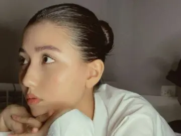 ViriniaHicks  live sex cam