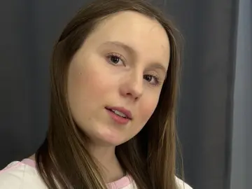 CatherineKlahn  live sex cam